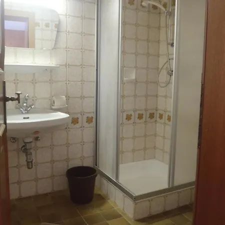 Couette-café Gaestehaus Pendl 2*
